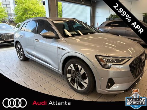 Used 2022 Audi e-tron Premium w/ Convenience Plus Package image 1