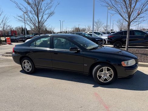 Used 2005 Volvo S60 2.5T AWD/4WD image 4