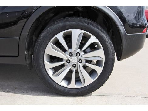 Used 2020 Buick Encore Preferred image 32