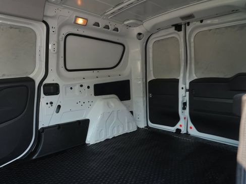 Used 2022 RAM ProMaster City Tradesman FWD image 18