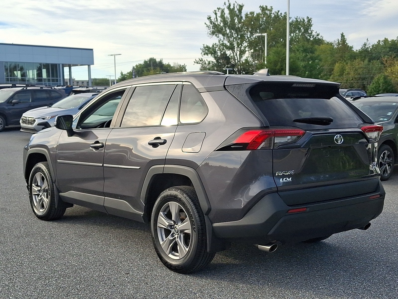 Used 2024 Toyota RAV4 XLE w/ Convenience Package AWD/4WD image 6