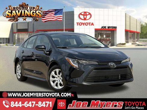 Certified 2026 Toyota Corolla LE image 1