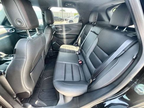 Used 2023 Chevrolet TrailBlazer RS w/ Sun and Liftgate Package FWD image 24