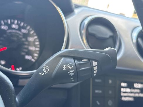 Used 2022 Ford Mustang GT RWD image 26