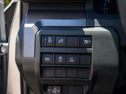 Used 2025 Toyota Tacoma TRD Off-Road AWD/4WD image 30