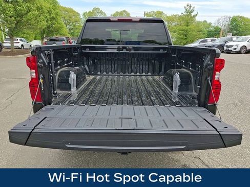 Used 2025 Chevrolet Silverado 1500 Custom Trail Boss AWD/4WD image 32