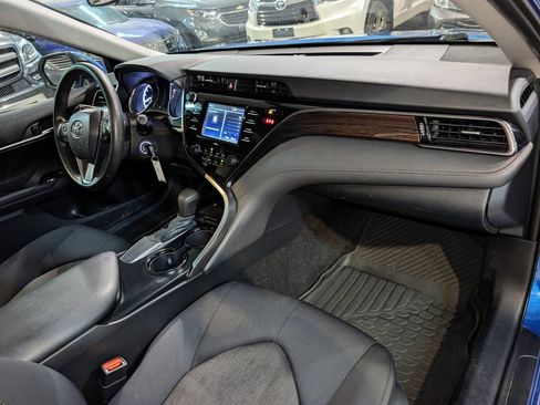 Used 2020 Toyota Camry LE FWD image 25