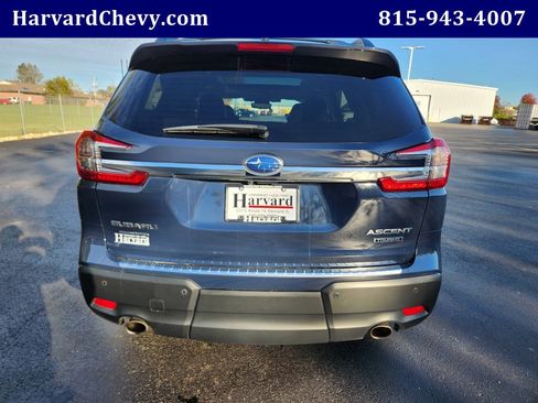 Used 2023 Subaru Ascent Touring image 5