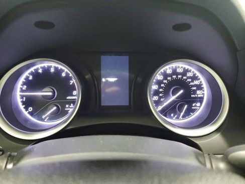 Used 2023 Toyota Camry LE image 29