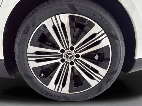 Certified 2022 Mercedes-Benz EQS 450+ Sedan image 12