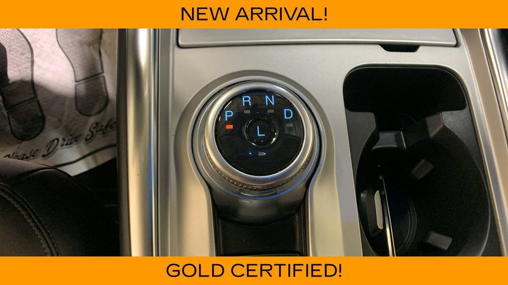 Used 2023 Ford Explorer XLT w/ Equipment Group 202A AWD/4WD image 44