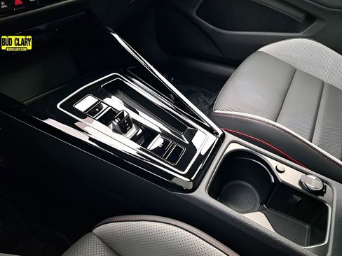 New 2026 Volkswagen GTI SE FWD image 32