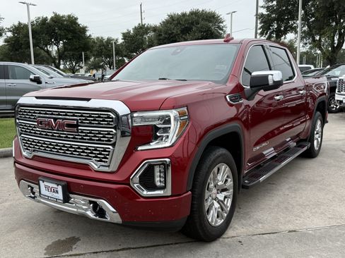 Used 2021 GMC Sierra 1500 Denali w/ Driver Alert Package II AWD/4WD image 9