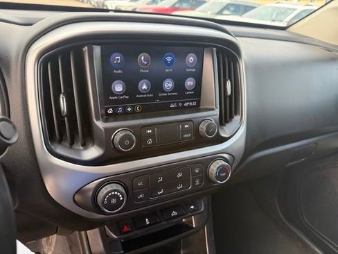 Used 2021 Chevrolet Colorado LT w/ LT Convenience Package AWD/4WD image 16