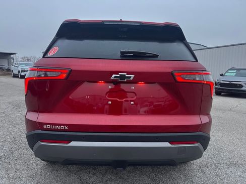 New 2026 Chevrolet Equinox LT w/ Convenience Package II image 5