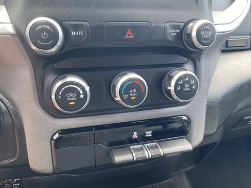 Used 2021 RAM 1500 Big Horn AWD/4WD image 24