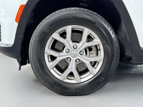 Used 2022 Jeep Grand Cherokee L Limited w/ Trailer Tow Group (B) AWD/4WD image 9