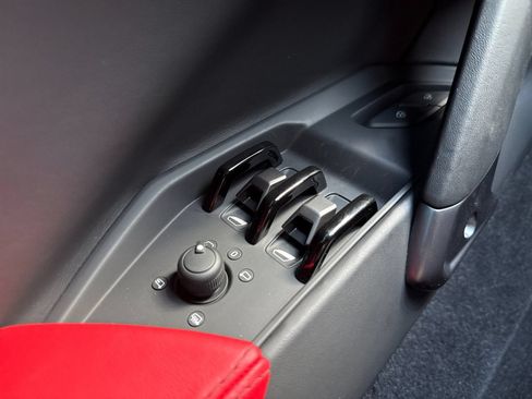 Used 2024 Lamborghini Revuelto AWD/4WD image 30