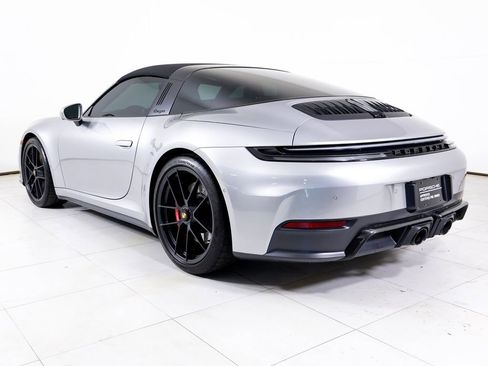 Certified 2026 Porsche 911 Targa 4 GTS w/ Premium Package AWD/4WD image 38