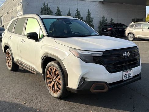 Used 2025 Subaru Forester Sport image 3