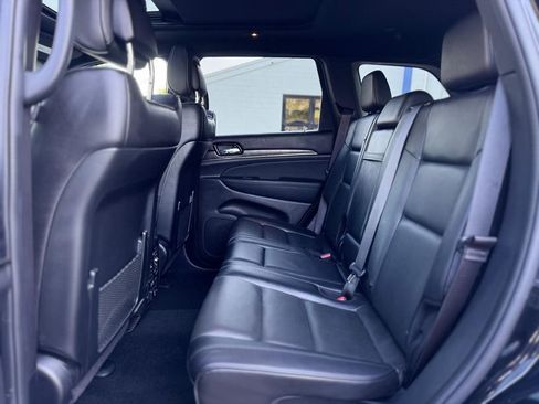 Used 2021 Jeep Grand Cherokee High Altitude AWD/4WD image 23