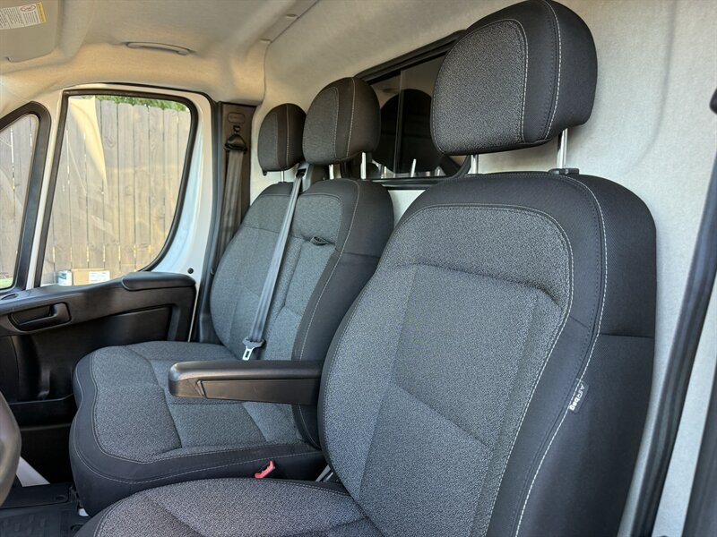 Used 2024 RAM ProMaster 3500 FWD image 9