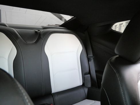 Used 2019 Chevrolet Camaro SS image 14