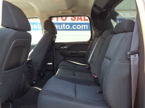 Used 2012 Chevrolet Avalanche LS AWD/4WD image 10