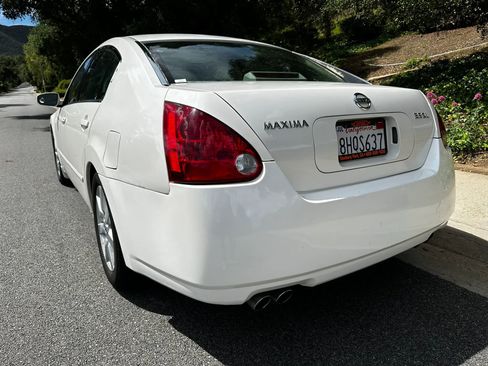 Used 2004 Nissan Maxima 3.5 SL w/ Driver Preferred Pkg image 3