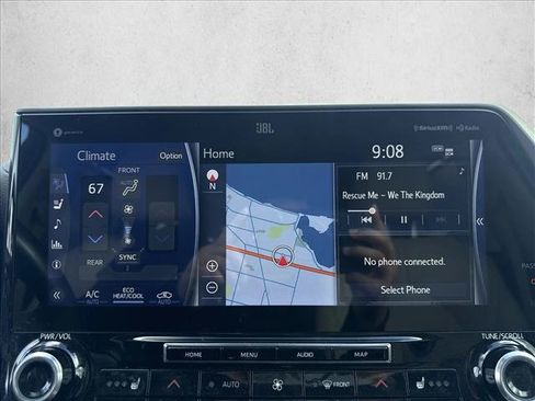 Certified 2021 Toyota Highlander Limited FWD image 12