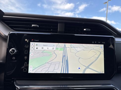 New 2025 GMC Sierra 2500 Denali w/ Denali Reserve Package image 24