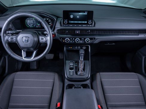 Used 2024 Honda CR-V Sport image 15