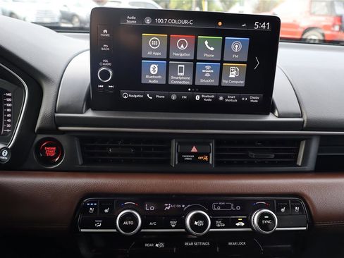 Used 2023 Honda Pilot Elite image 16