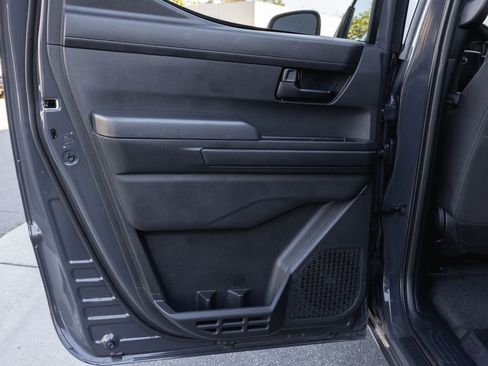 Used 2025 Toyota Tacoma SR5 image 29