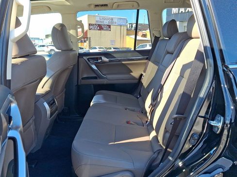 Used 2023 Lexus GX 460 Premium image 26