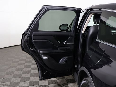 Used 2023 Lincoln Corsair Standard image 21