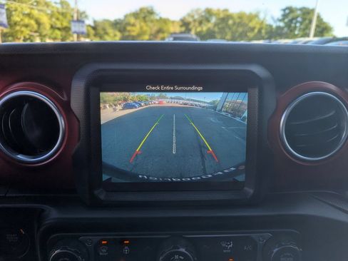 Used 2019 Jeep Wrangler Unlimited Rubicon AWD/4WD image 21