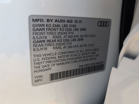 New 2025 Audi Q3 2.0T Premium image 40