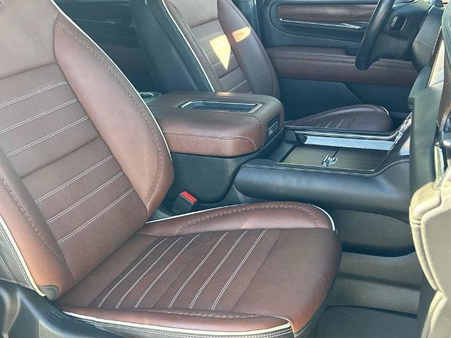 Used 2023 GMC Yukon XL Denali Ultimate w/ LPO, Floor Liner Package AWD/4WD image 25