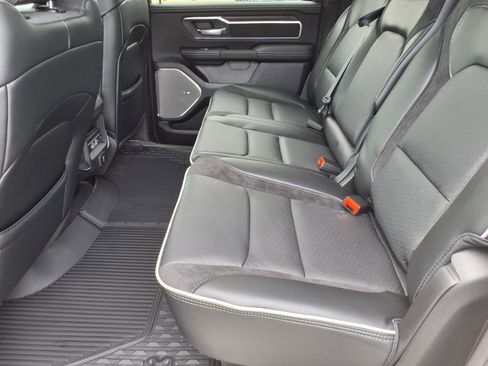 Used 2025 RAM 1500 Laramie image 4