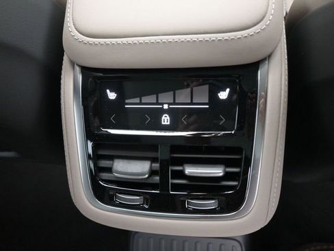 New 2026 Volvo XC90 T8 Plus image 35