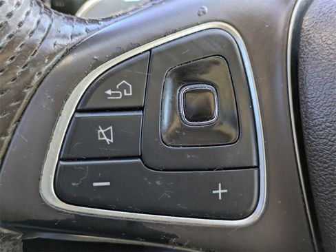 Used 2018 Mercedes-Benz E 400 Coupe image 29