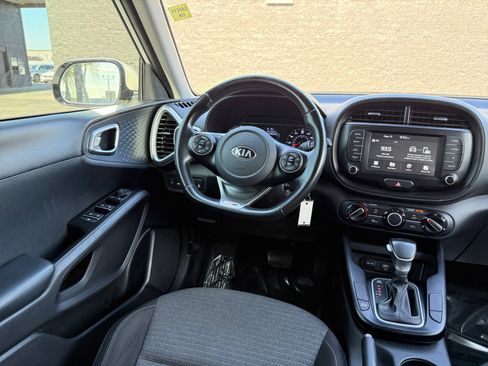 Used 2020 Kia Soul GT-Line image 22