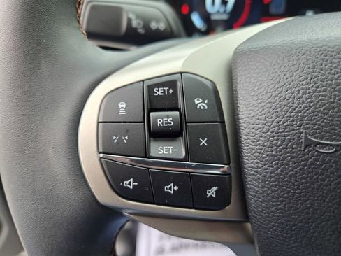 New 2026 Ford Explorer Active w/ Active Comfort Package RWD image 13