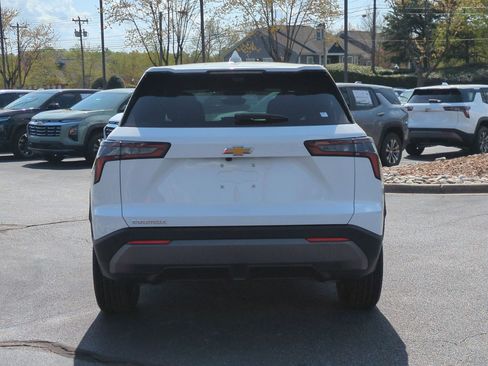New 2026 Chevrolet Equinox LT FWD image 8