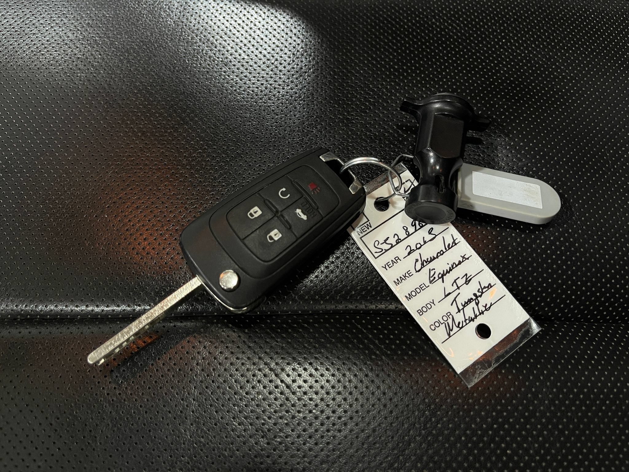 Used 2015 Chevrolet Equinox LTZ AWD/4WD image 35