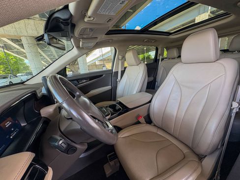 Used 2021 Lincoln Nautilus Reserve FWD image 21