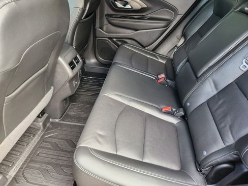 Certified 2023 GMC Terrain SLT w/ Tech Package image 13