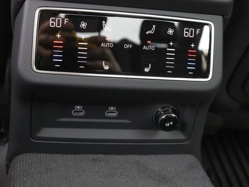 New 2025 Audi S6 Prestige image 18