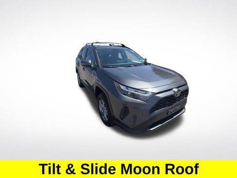 Used 2025 Toyota RAV4 XLE w/ Convenience Package AWD/4WD image 8